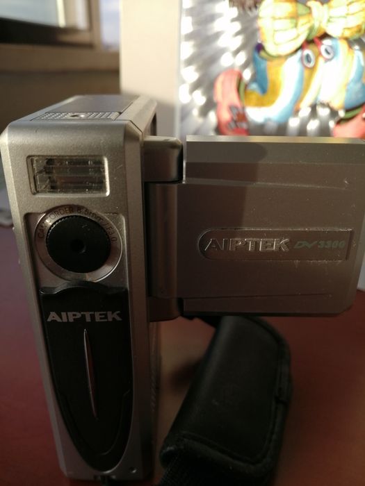 AIPTEK DV330 MP3 VGA Digital zoom 4x 1.5'' TFT LCD TV/PC playback