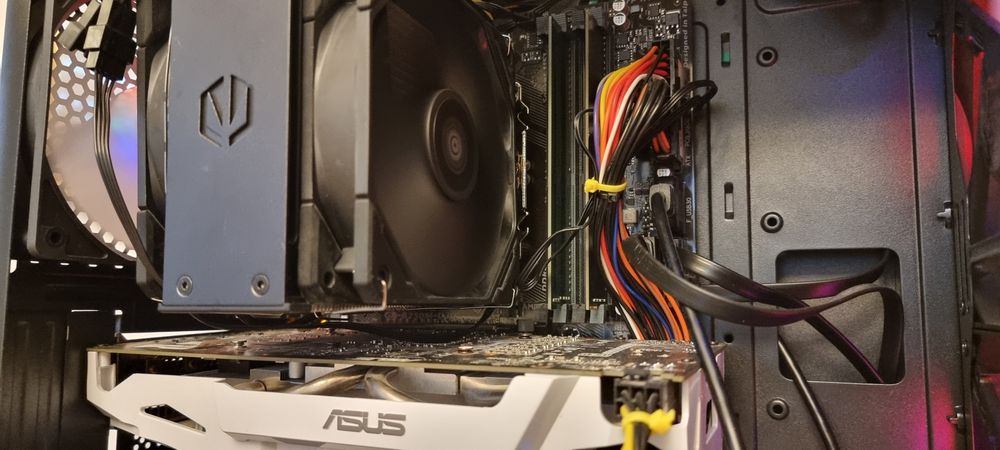 Komputer gamingowy budżetowy cały zestaw gamingowy uciągnie mocne gry