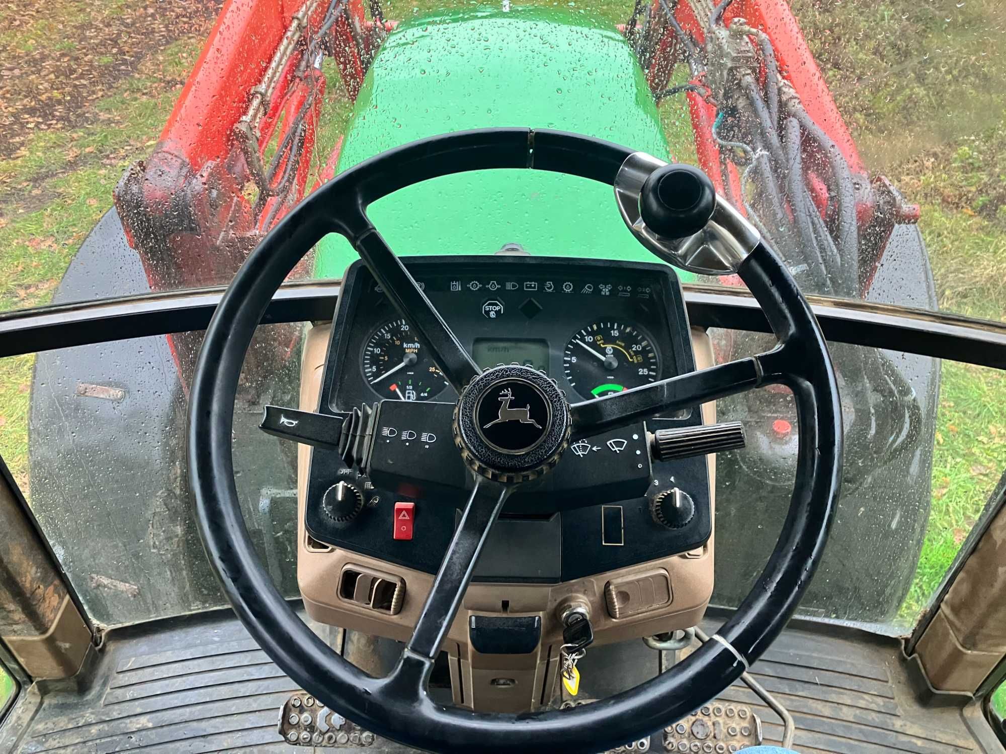 John Deere 6600 z Ładowaczem  Turem  Prędkość 40km/H  Możliwy transpor