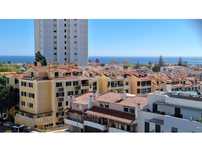 T3 Buzano com 2 varandas e vista mar