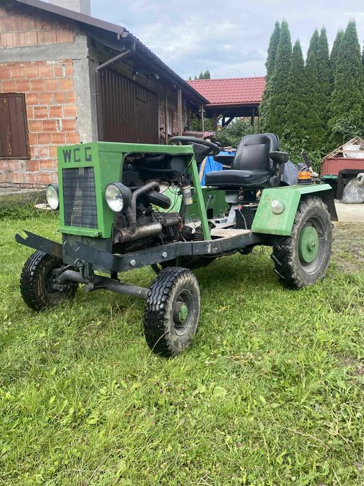 Traktor sam esiok