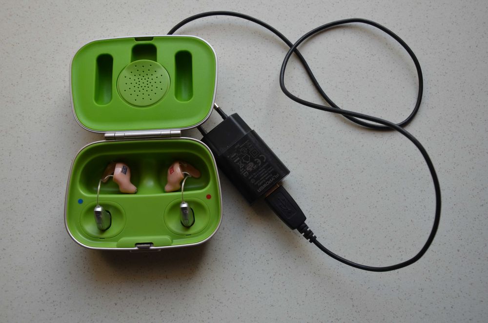 aparaty słuchowe B-70. Phonak