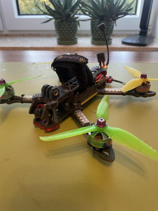 Dron fpv 5cali custom