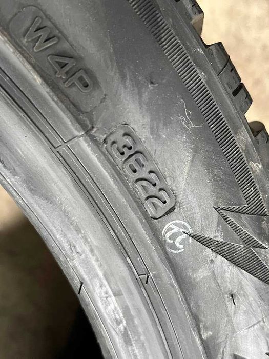 295/35R19 Bridgestone Blizzak LM005 dwie opony zimowe