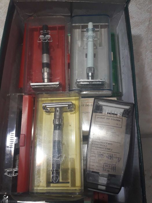 Maszynka do golenia na żyletkę z PRL (Nowa )