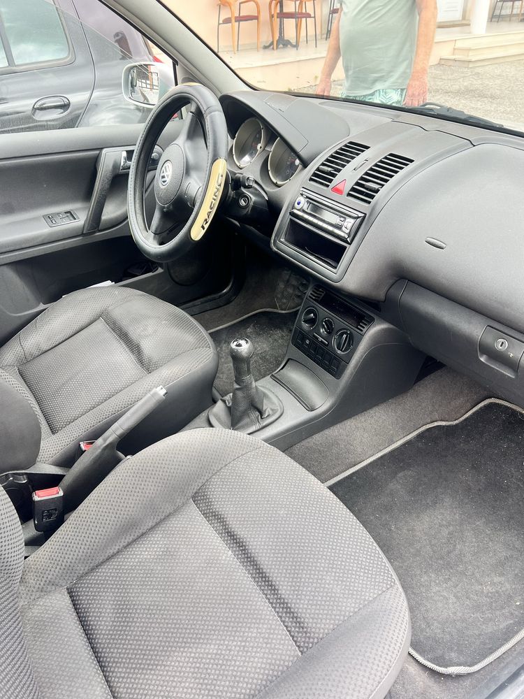 Vendo Polo 2000 1.4 tdi