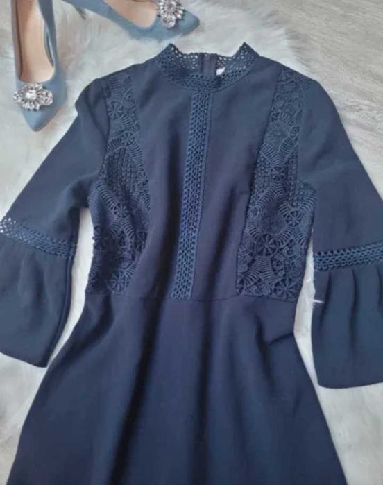 Orsay granatowa haftowana sukienka MIDI 38