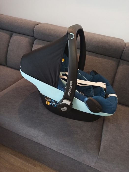 Fotelik/ nosidełko Maxi Cosi z bazą ISOFIX