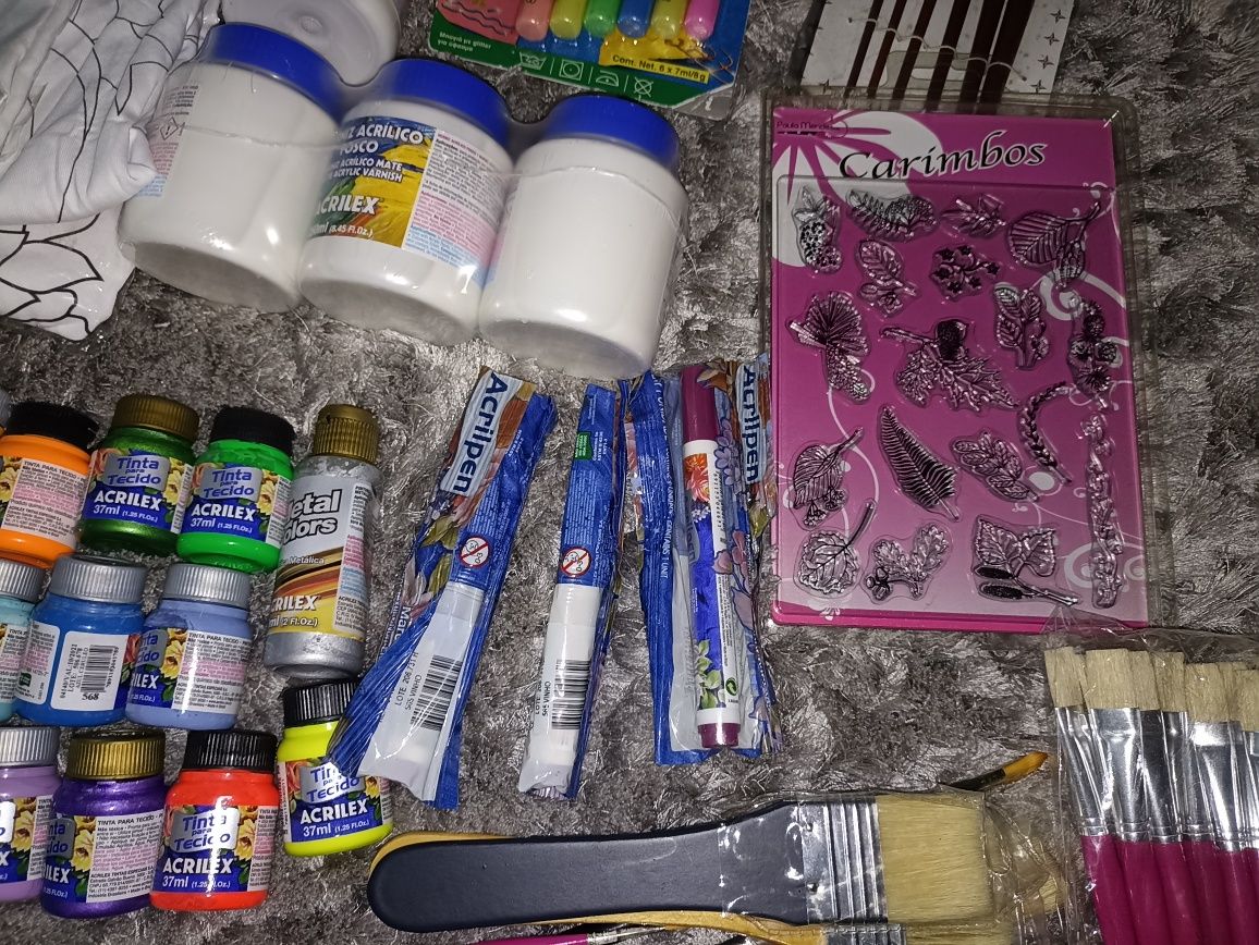 Conjunto de artigos para pintura