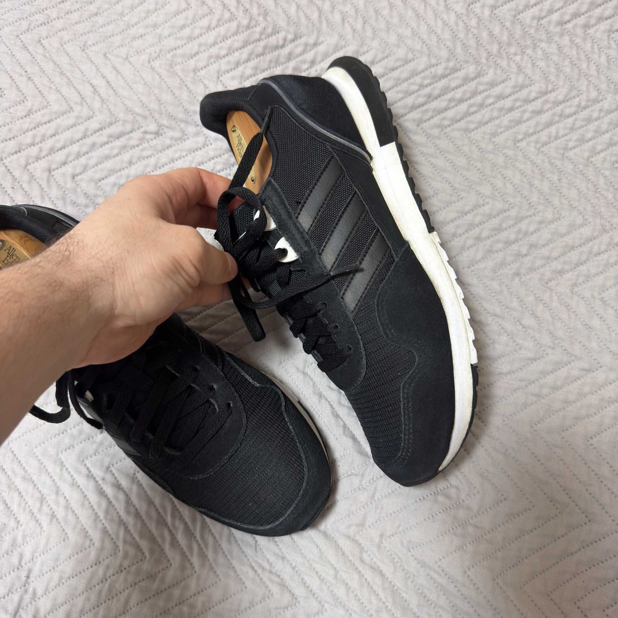 Adidas черные мужские кроссовки 42