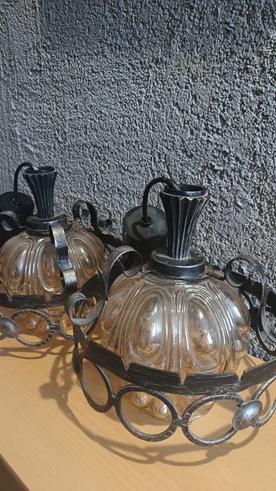 Lampy o rustykalnym, a jednocześnie eleganckim charakterze