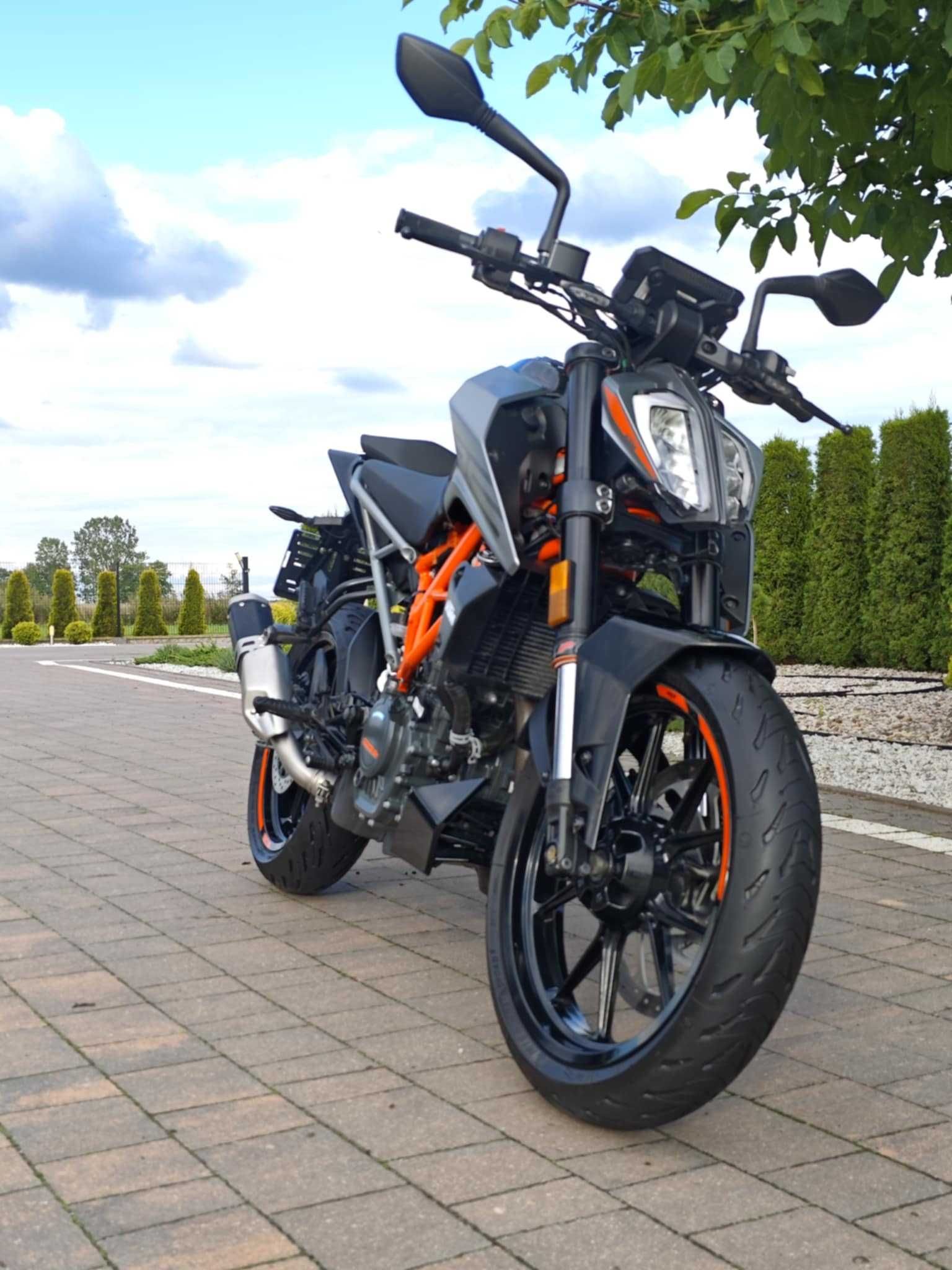 KTM 125 DUKE 2022 r. Przebieg 3800 km