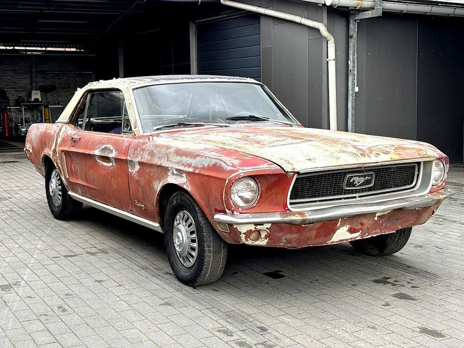 Ford  Mustang Premium 1968 Coupe Deluxe V8