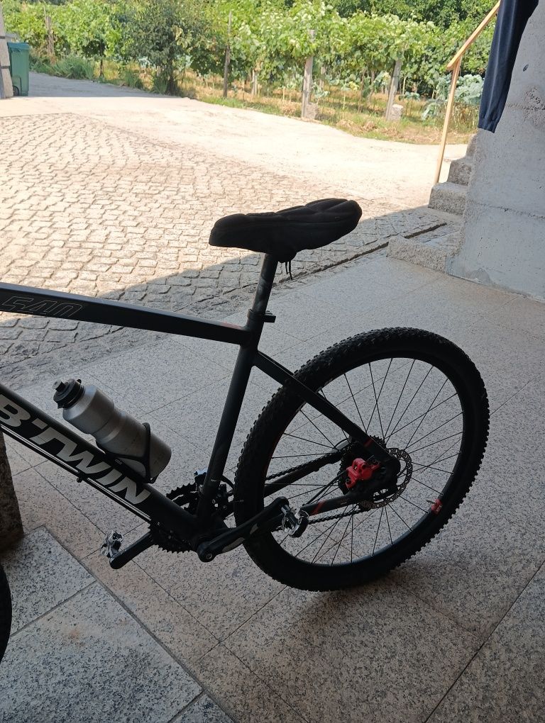 Desconto e ainda negociável!Está sem uso comprei a mais de 600€€