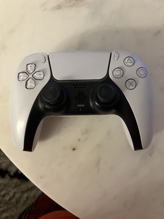 PlayStation 5 (wersja z napędem) – pełny zestaw + TOP gry