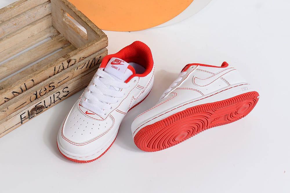 Nike vários modelos criança