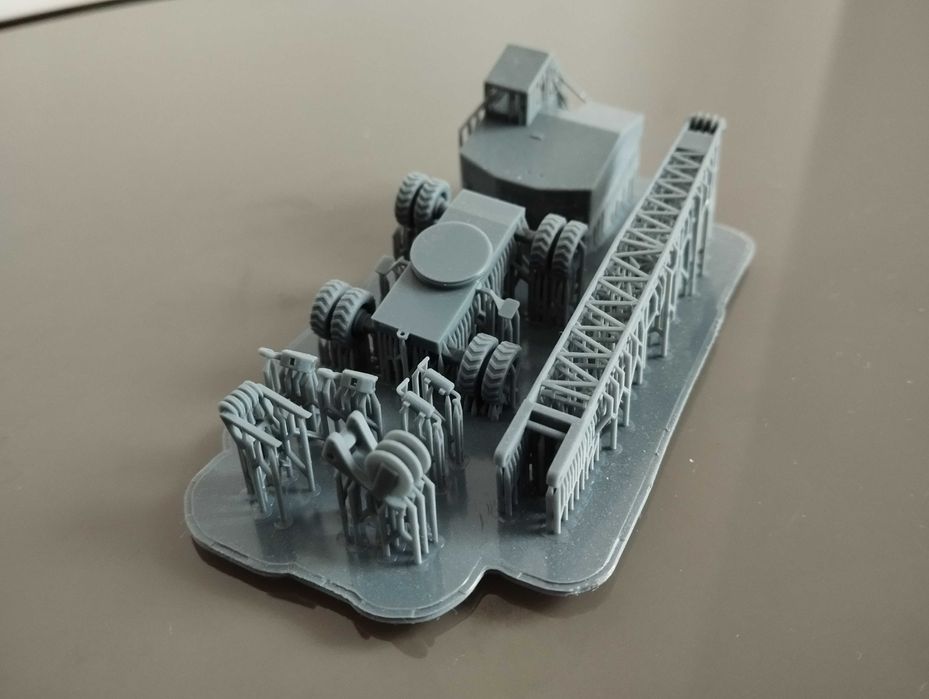 Model żurawia Fuchs 301 - zestaw żywiczny w skali H0 1/87