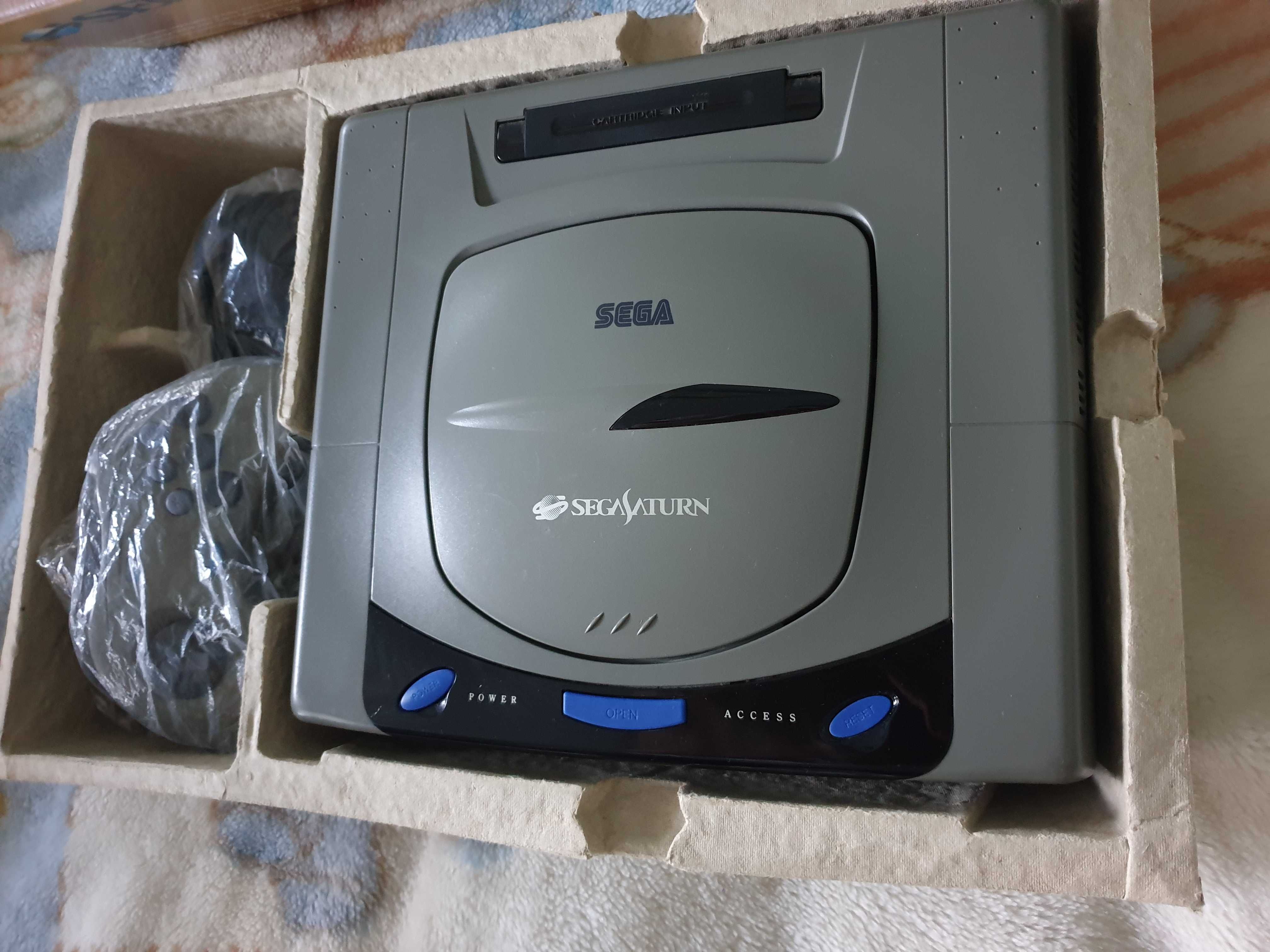 Приставка Sega Saturn з коробкою регіон Японія