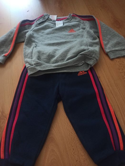 Dres Adidas 9-12 miesięcy