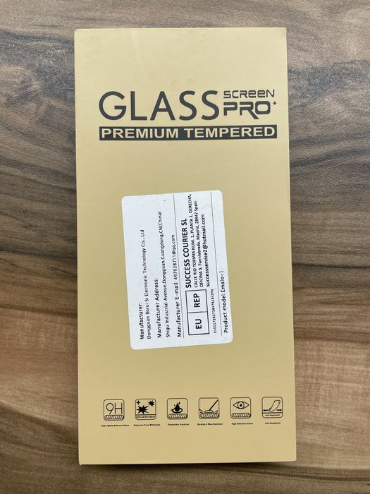 Захисне скло Iphone 16 pro