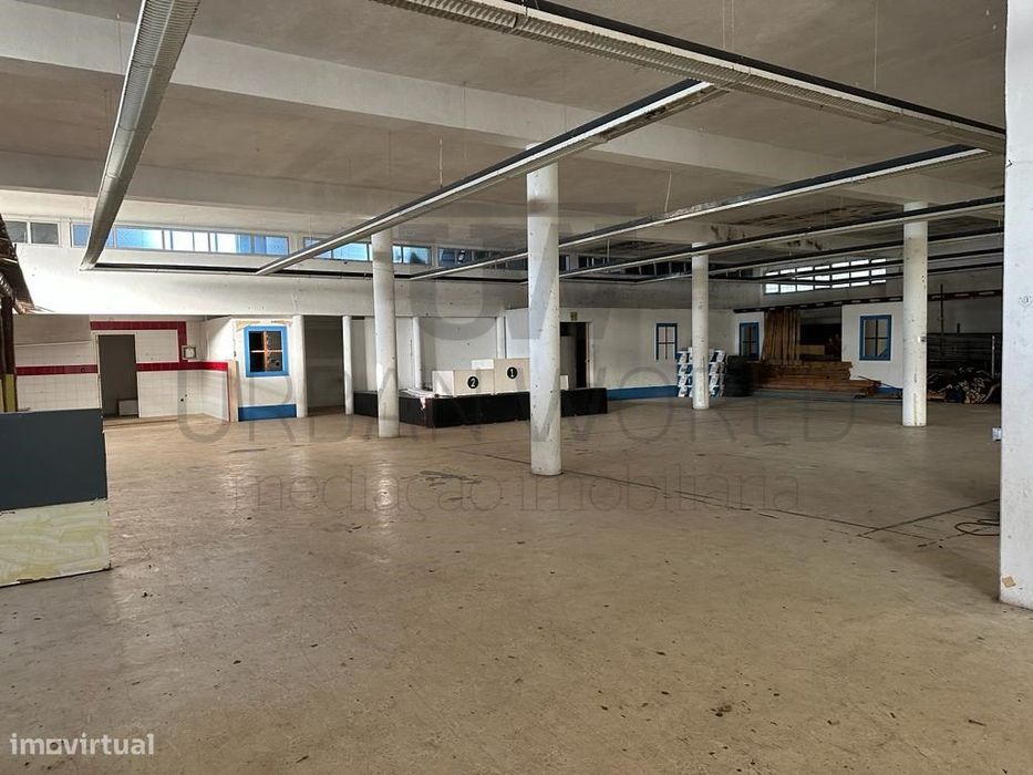 Armazém, Sobral de Monte Agraço, 1.275 m2