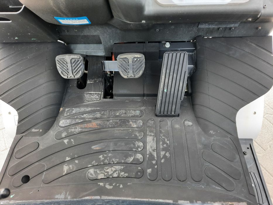 Автонавантажувач, навантажувач, вилочный погрузчик 1,5 тон.