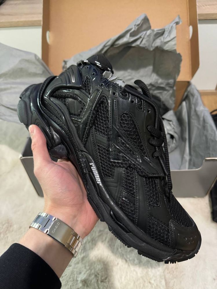 Balenciaga Runner Black Original