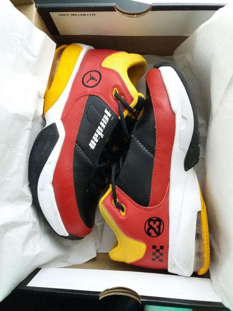 Buty Jordan model Max Aura 3 SE