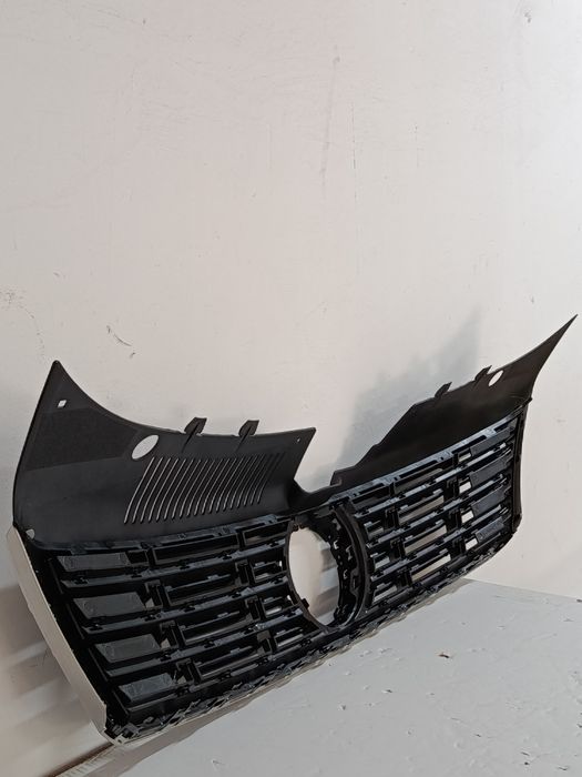 Решітка радіатора VOLKSWAGEN PASSAT CC