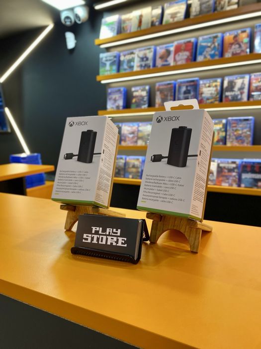 Акумулятор Xbox Play and Charge - нові від магазину