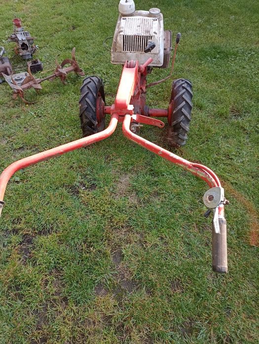 Sprzedam dzik traktorek gutbrod