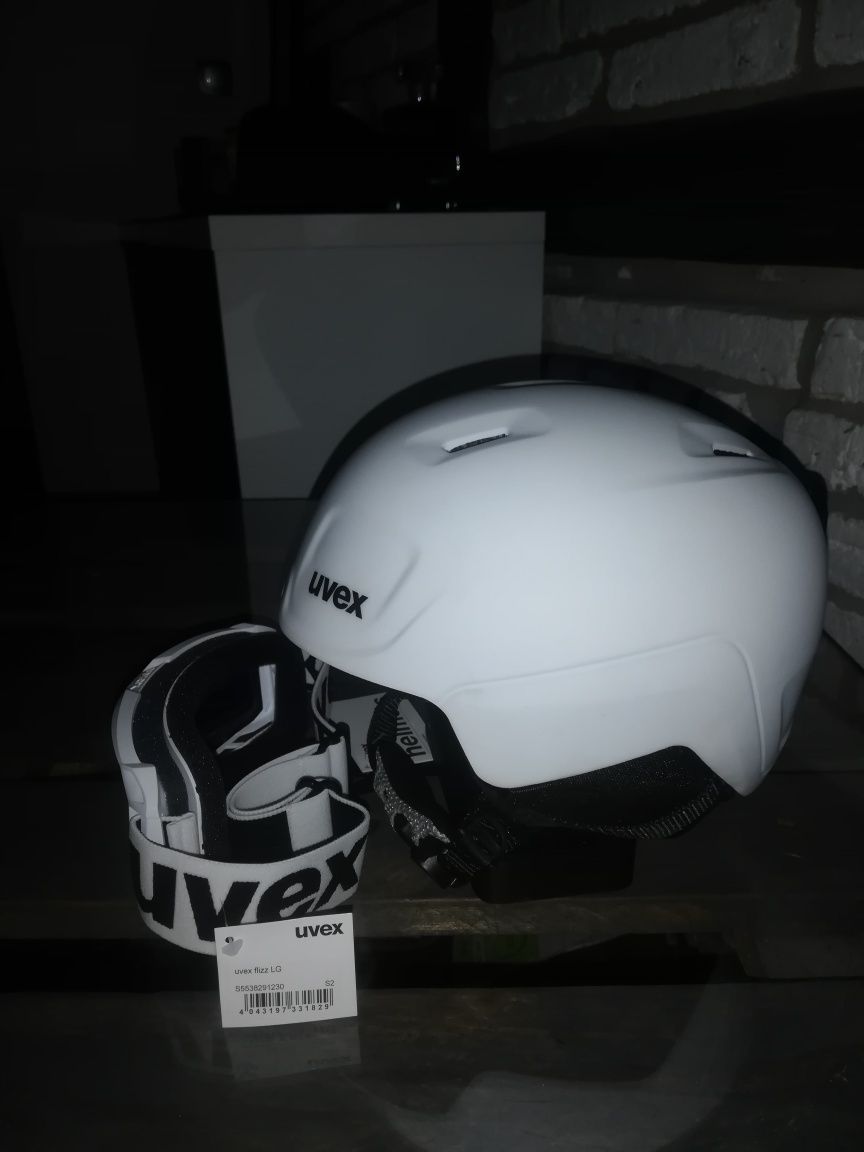 Kask narciarski snowbordowy UVEX NOWY