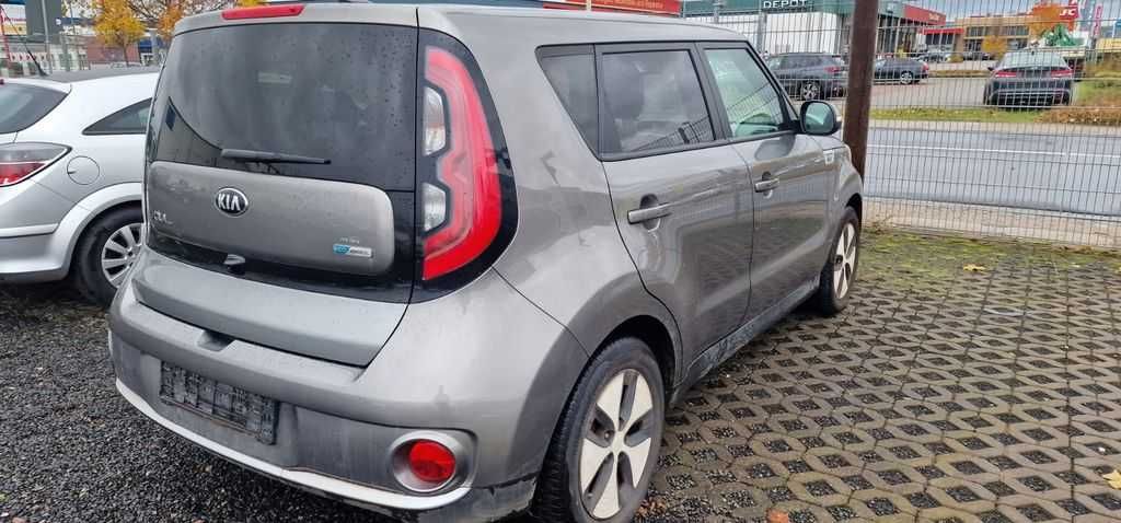 Розборка шрот запчасти Kia Soul EV колір IM кіа соул солл разборка