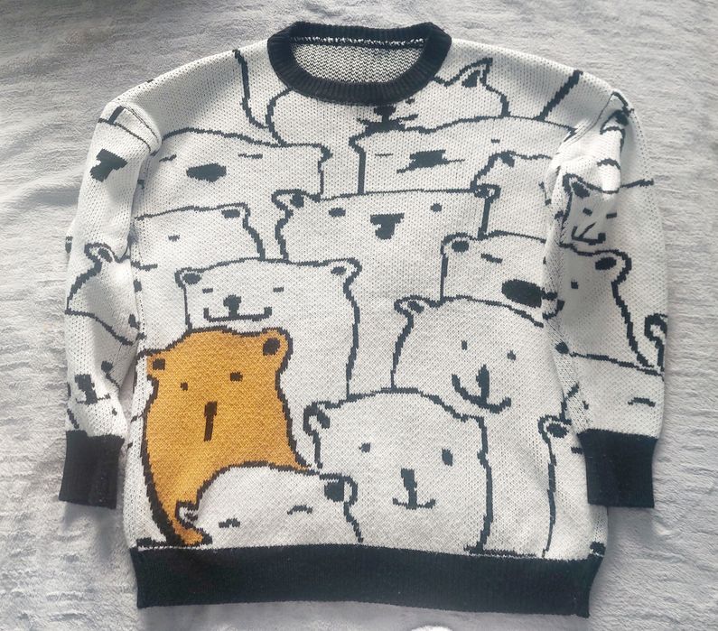 Женский свитерок.