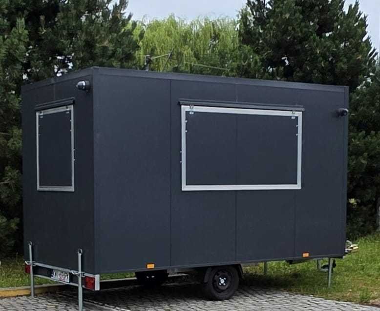 Sprzedam przyczepę handlową, gastronomiczną