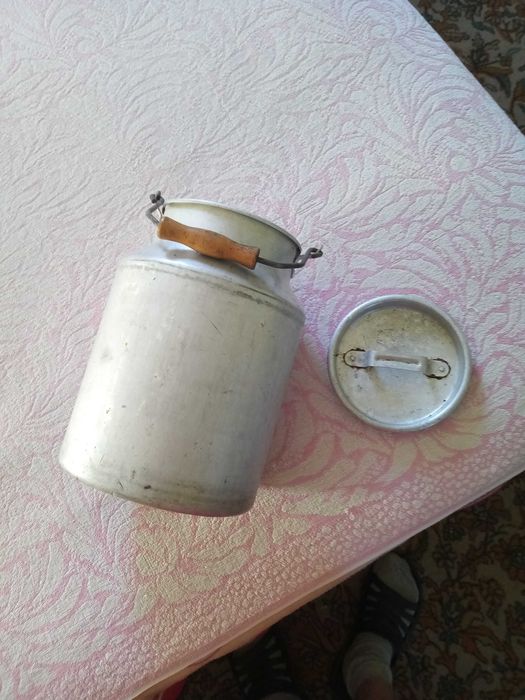 Продам алюминиевый бидончик