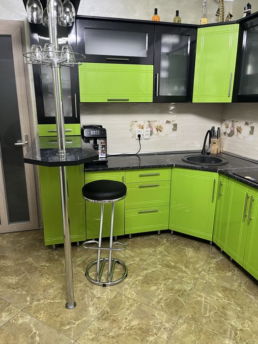 Продам кухню в ідеальному новому стані