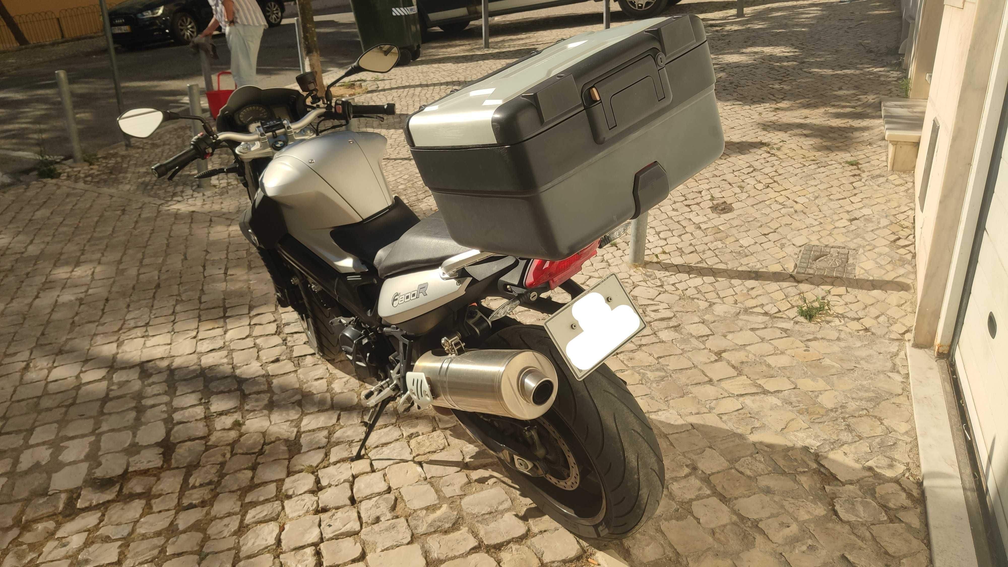 Mota BMW F800R Cinza
