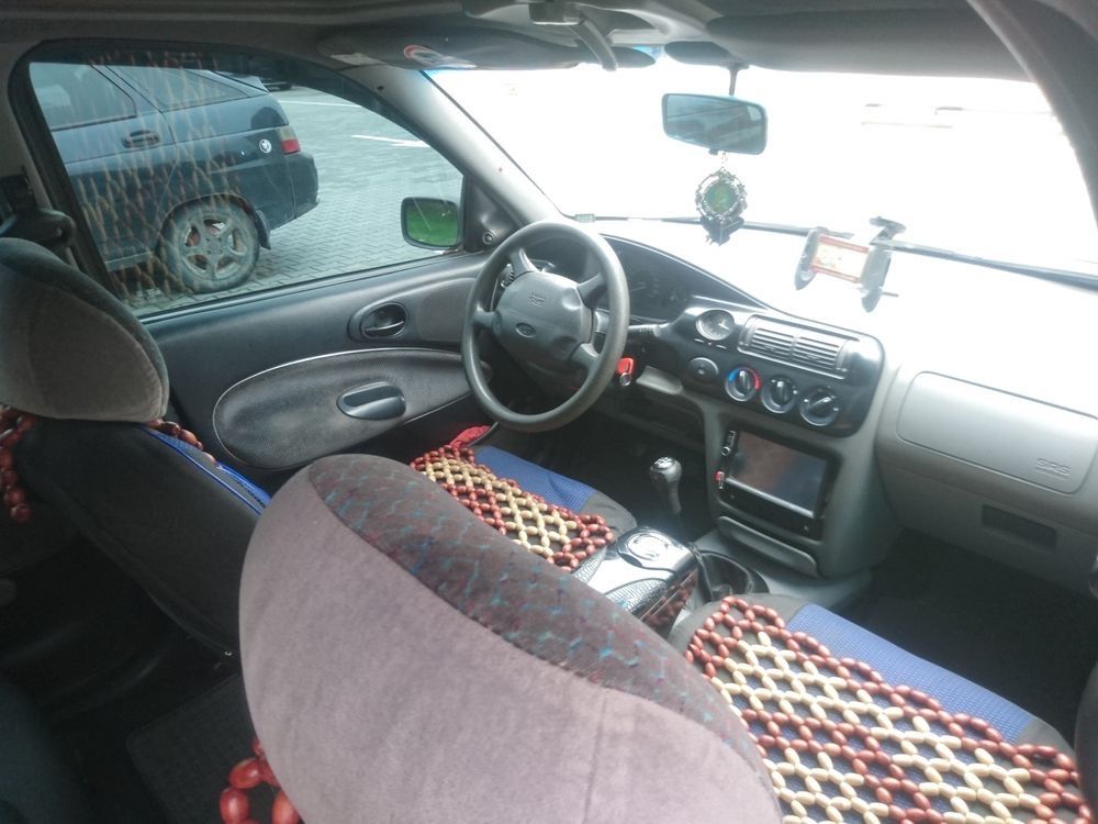 Продам Ford Escort в доброму стані!
