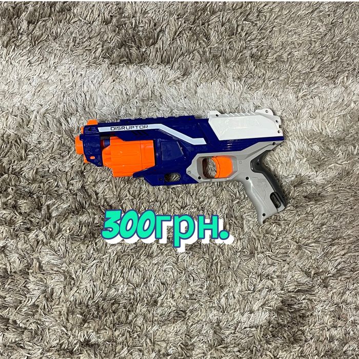 Играшкові пістолети Nerf