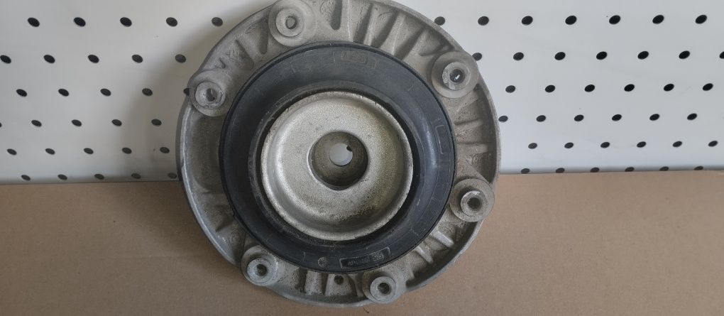 Опора амортизатора BMW 1(F20)/3(F30-32)