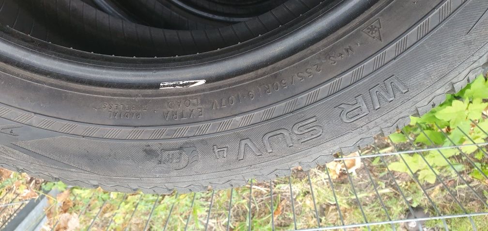 Opony 255/50/19 Nokian WR suv 4 run flat