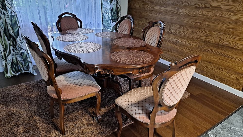Stół z krzesłami ludwik