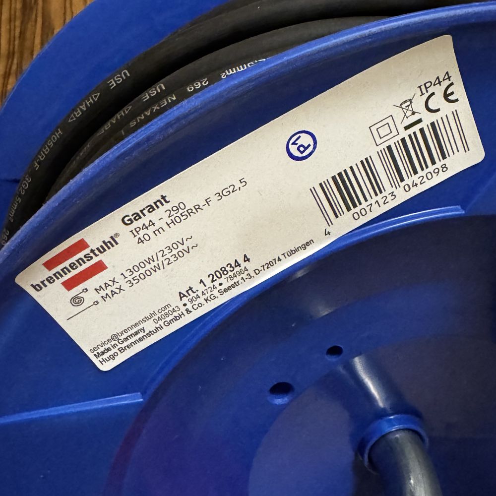 Brennenstuhl Garant przedłużacz bębnowy IP44, 3x2,5 mm2, 40m