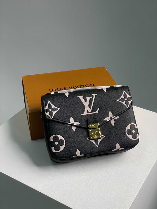 Сумка Louis Vuitton Pochette Métis Black Monogram Empreinte G LUXE