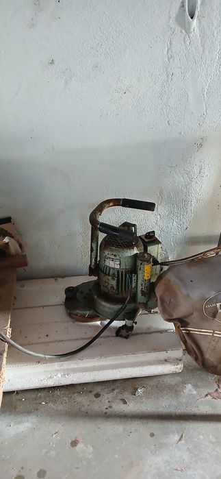 Venda de máquinas de preparação de chão de madeira