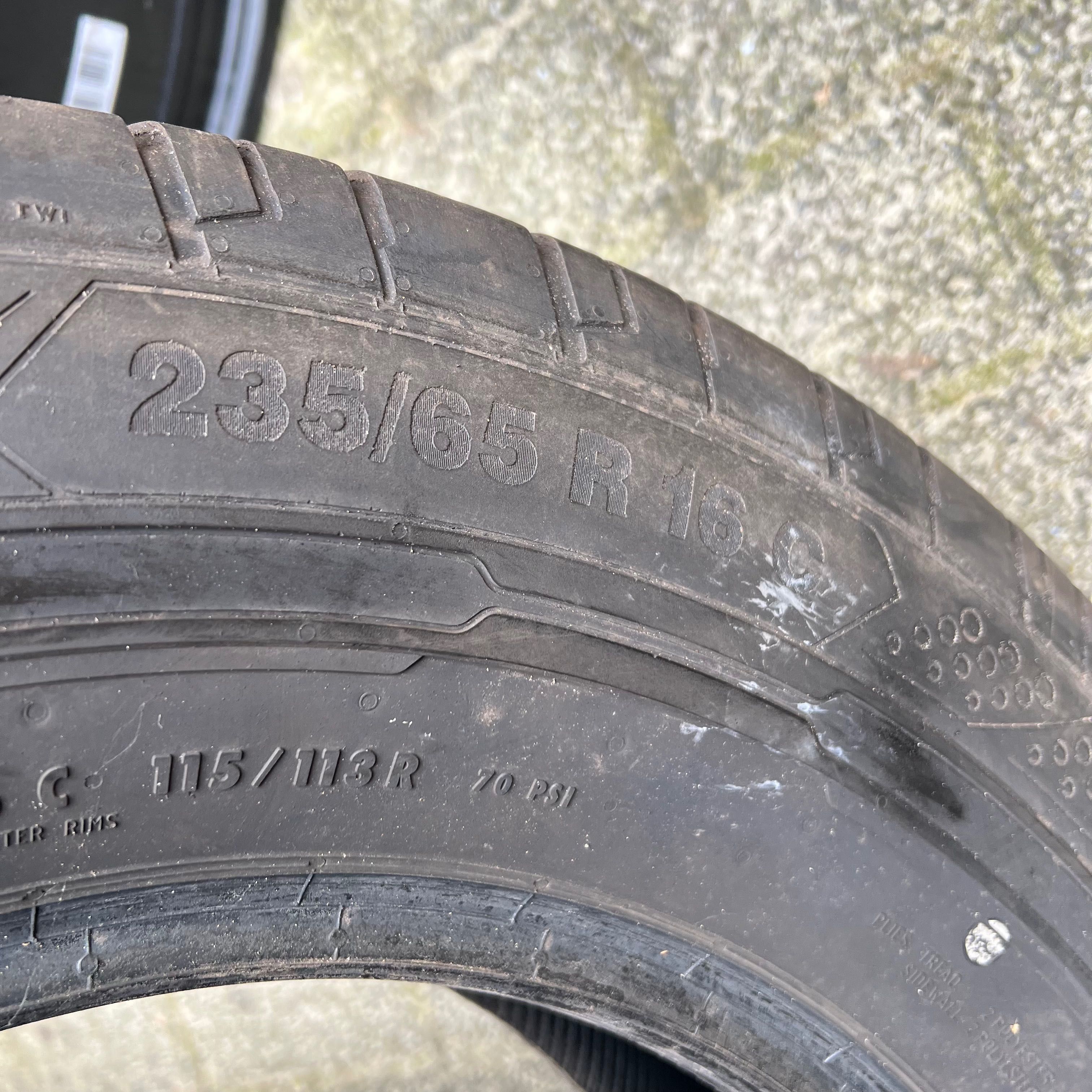 Continental ContiVanContact200 235/65 R16C 7-8mm Sprinter Crafter