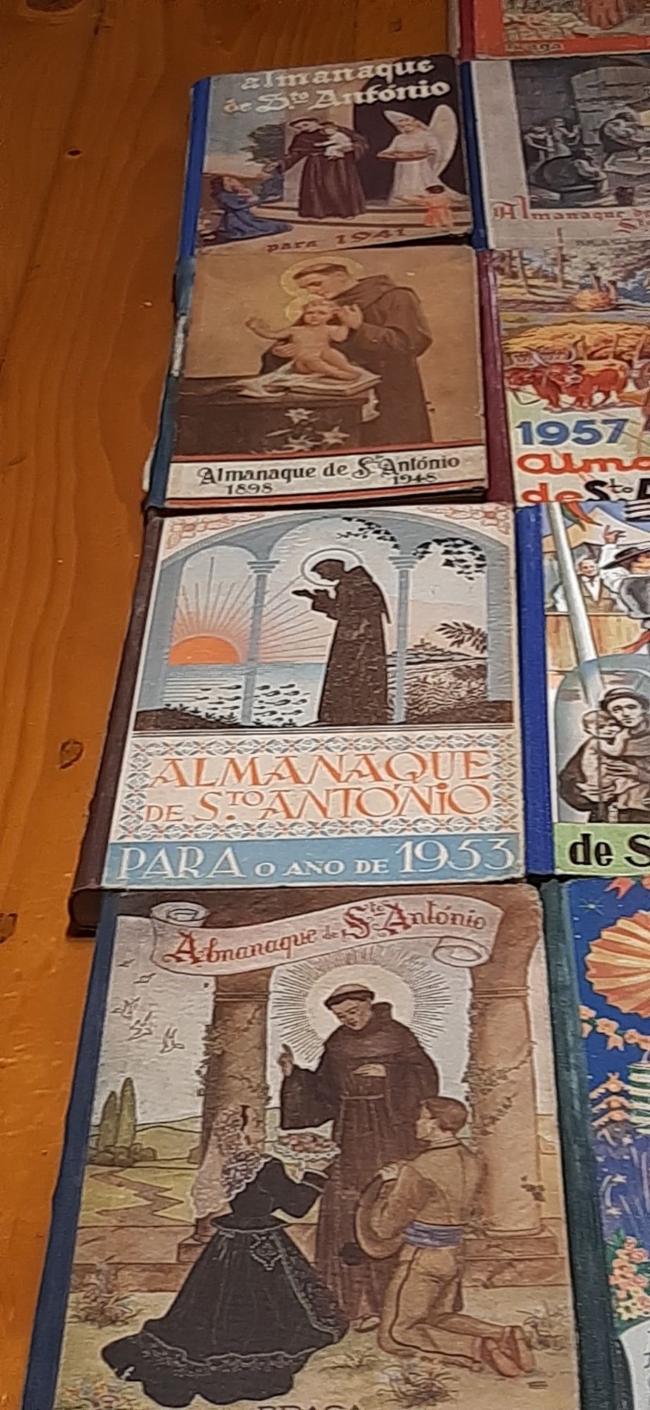 Antigos  Livros de Santo António São  13 em Excelente estado