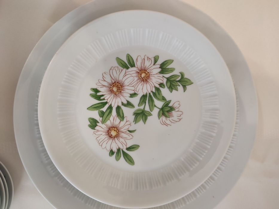 Столовий сервіз на 6 персон