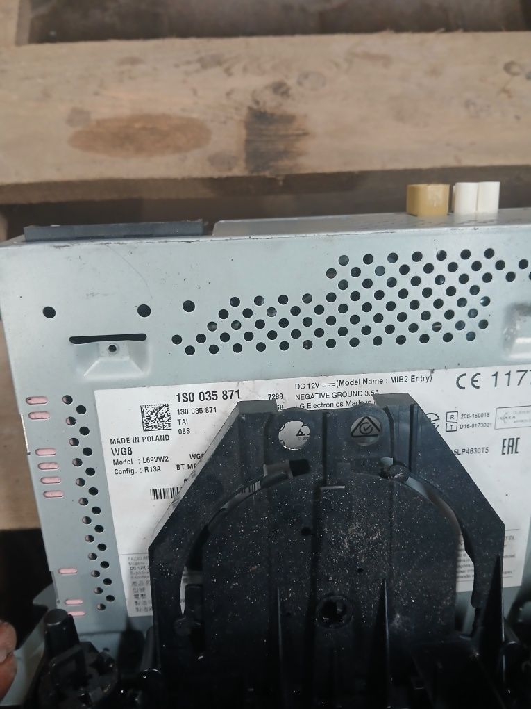 Radio vw   up lift z bluetooth  duże